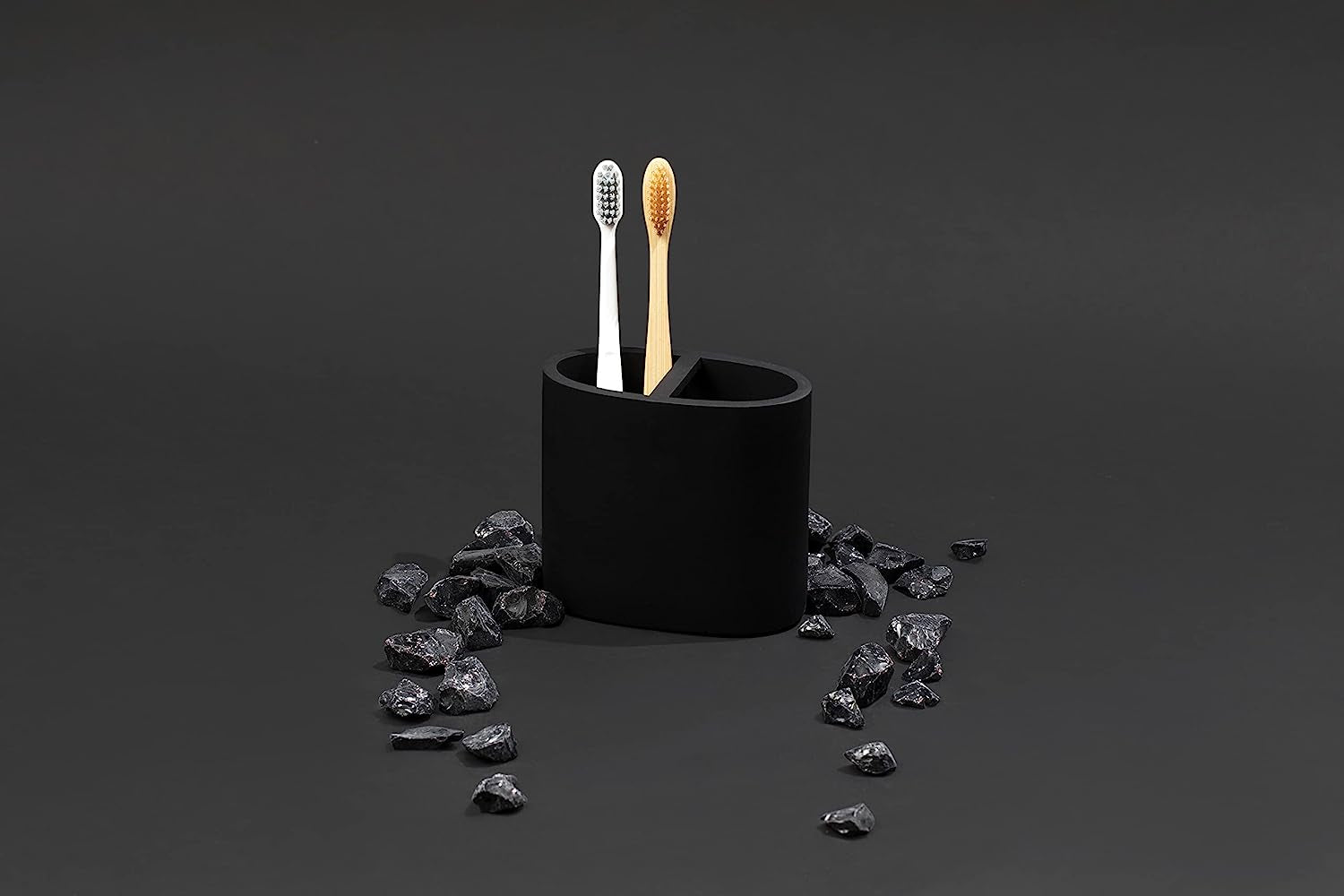 Portacepillos de Dientes Negro Mate para Encimeras de Baño, Portacepillos Pequeño – Colección Negro Mate.