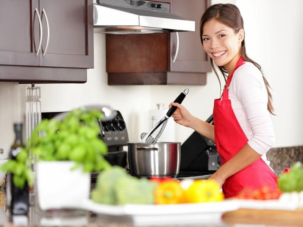 Prensapuré de Acero Inoxidable de Alta Resistencia, Herramienta de Cocina Profesional Integrada para Triturar Alimentos / Prensador de Papas con Mango de Silicona. Perfecto para frijoles, vegetales, frutas, aguacate y carne.